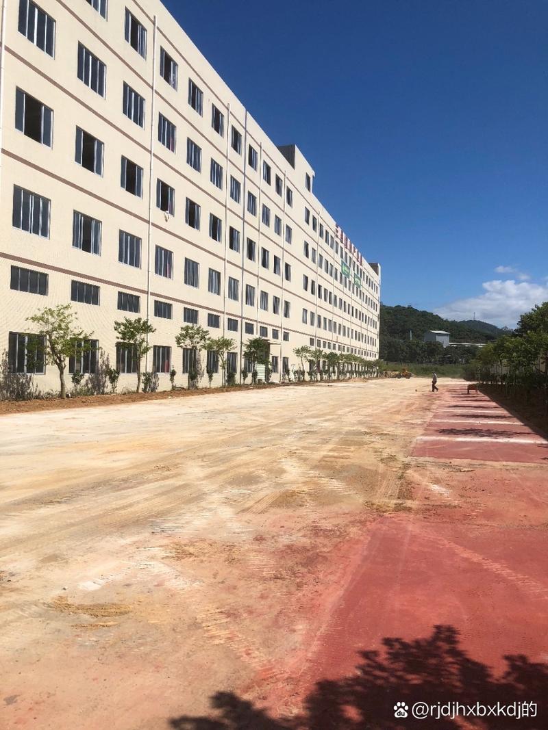 制造业厂长卖厂炒房，如今烂尾求生 广州房价三年跌去三成，实业与楼市的残酷闭环